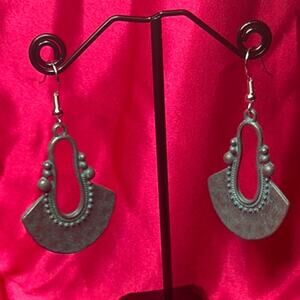 Beautiful Aqua Blue Gypsy Boho 2” earrings. Silvertone Alloy Metal Nickel Free